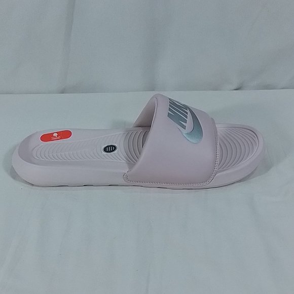 Women's Nike Victori One Slide Sandals - Barely Rose - 11 - NIB - Picture 3 of 7